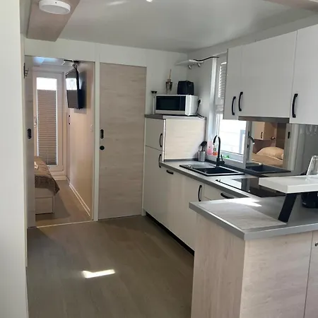 Floating House Sea Ferienhaus Portorož